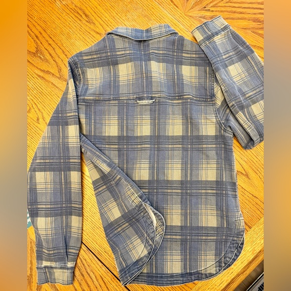 Judy Blue Medium Blue and Cream Plaid Print Denim Shacket in Small - Picture 11 of 16